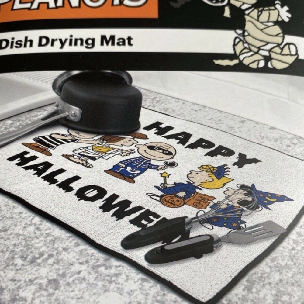 Peanuts Snoopy Halloween  Dish Drying Mat Kitchen 16 X 18"